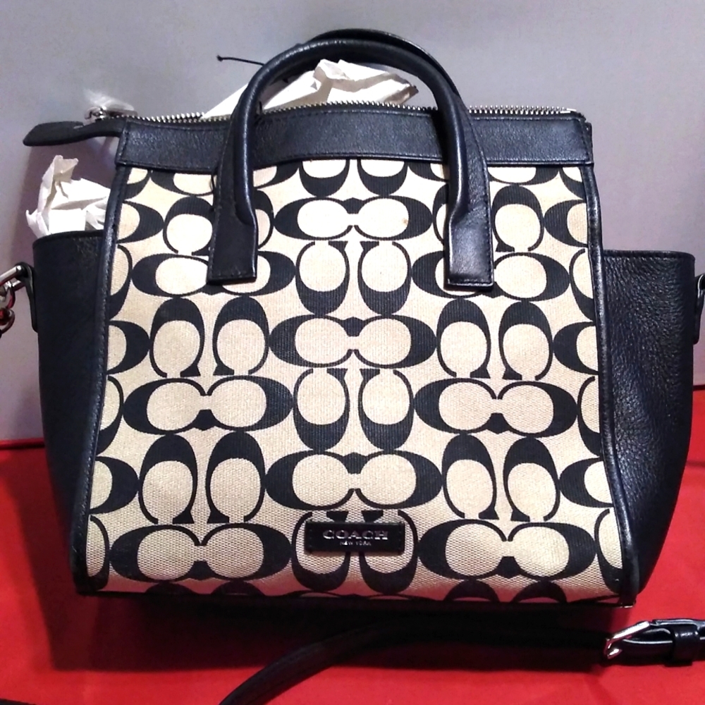 Coach shoulder bag